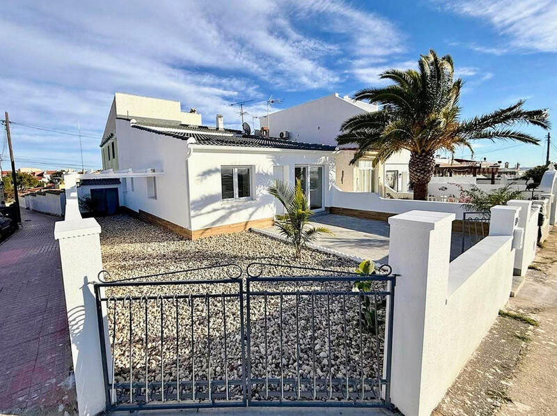 Villa Te koop in Rojales, Alicante