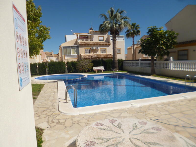 3 bedroom Villa for sale 3 bedroom Villa for sale