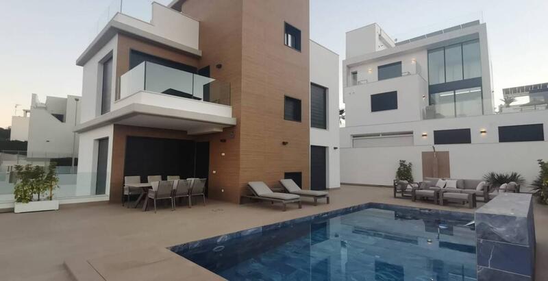 Villa for sale in Campoamor, Alicante Villa for sale in Campoamor, Alicante