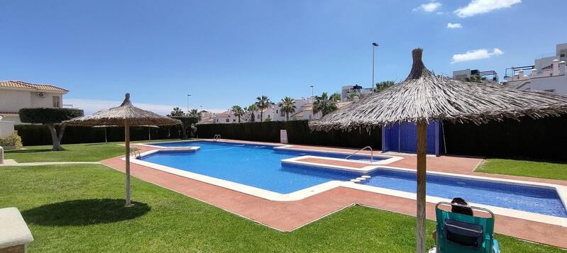 2 soveværelse Byhus til salg