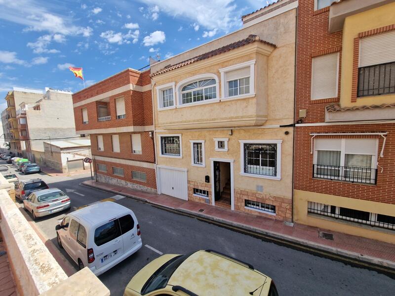 Adosado en venta en Guardamar del Segura, Alicante