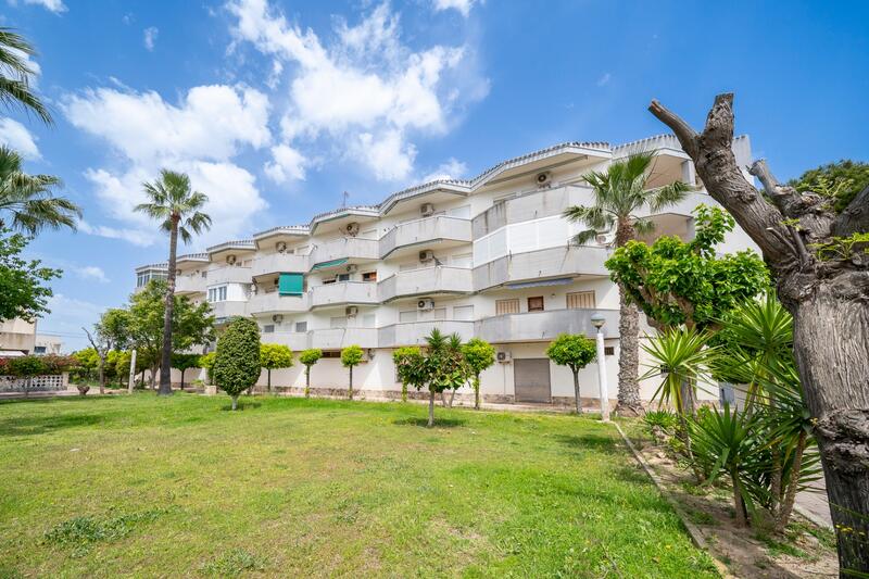 Leilighet til salgs i Cabo Roig, Alicante