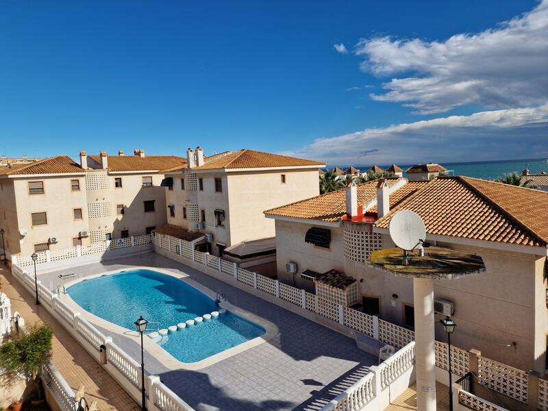 3 bedroom Townhouse for sale