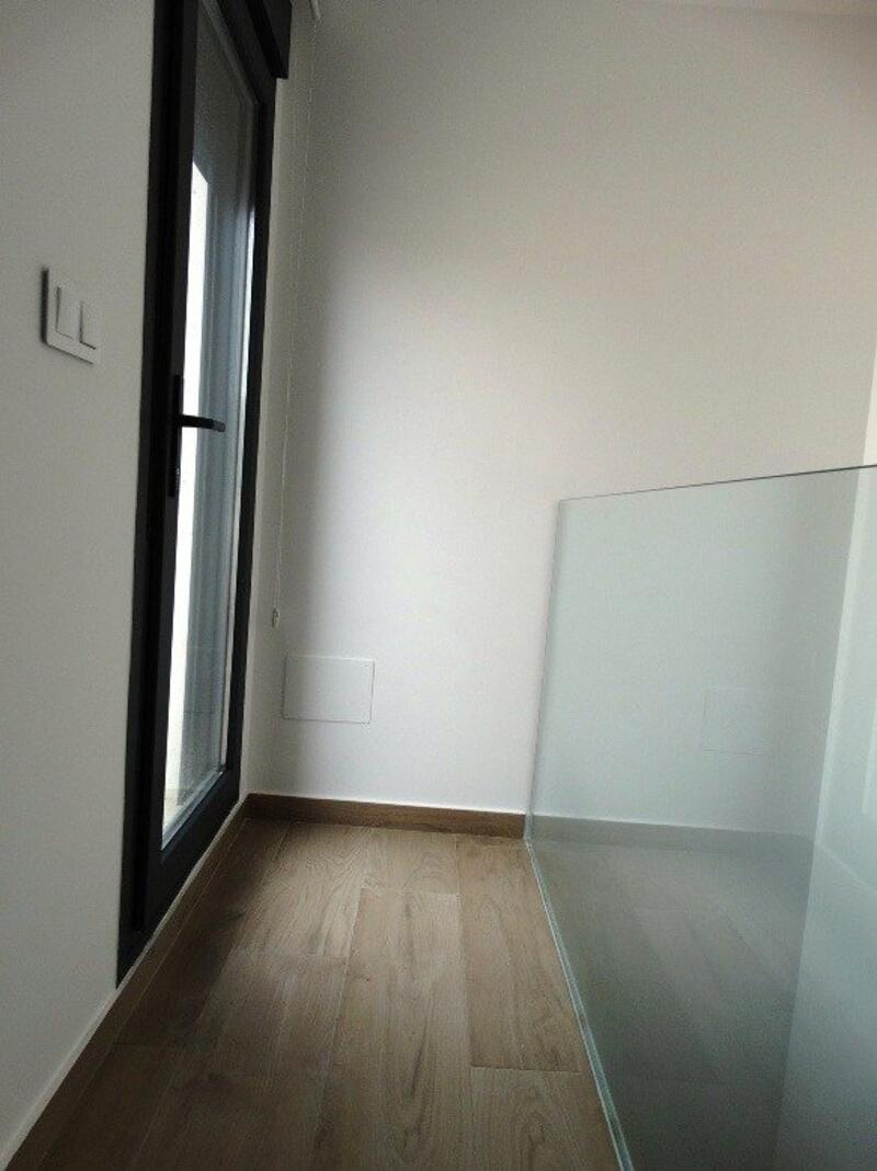 3 slaapkamer Villa Te koop 3 slaapkamer Villa Te koop
