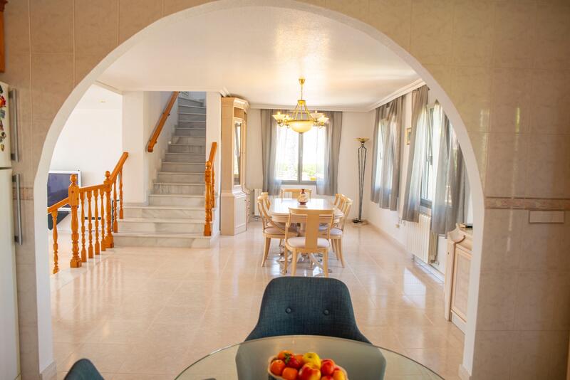 4 bedroom Villa for sale 4 bedroom Villa for sale