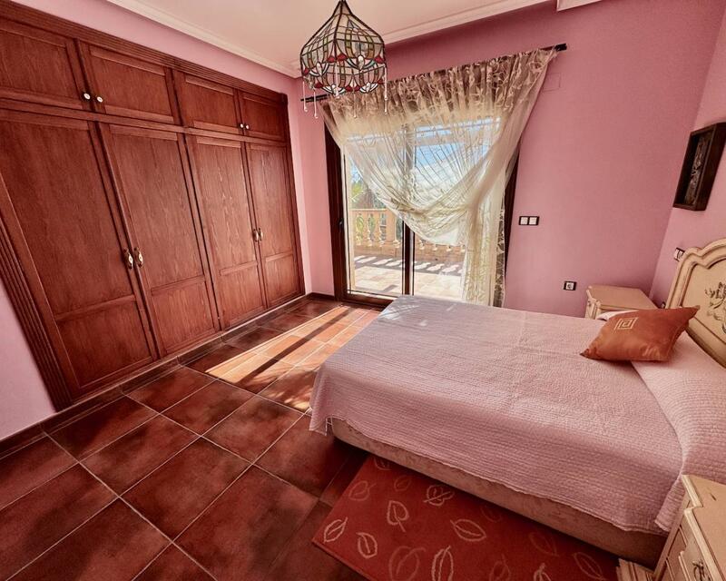 4 Cuarto Casa de Campo en venta 4 Cuarto Casa de Campo en venta