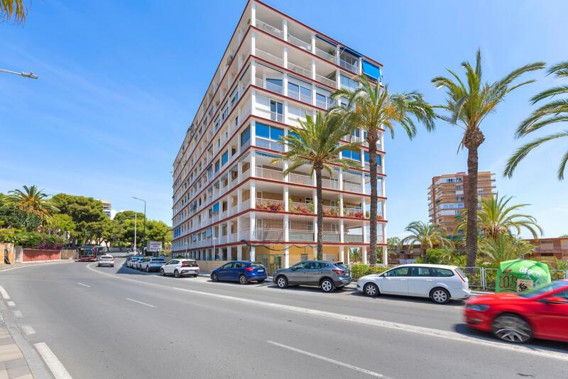 Lejlighed til salg i Alacant/Alicante, Alicante
