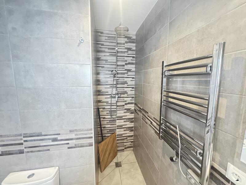 2 Cuarto Villa en venta