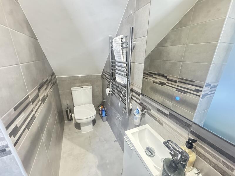 2 Cuarto Villa en venta