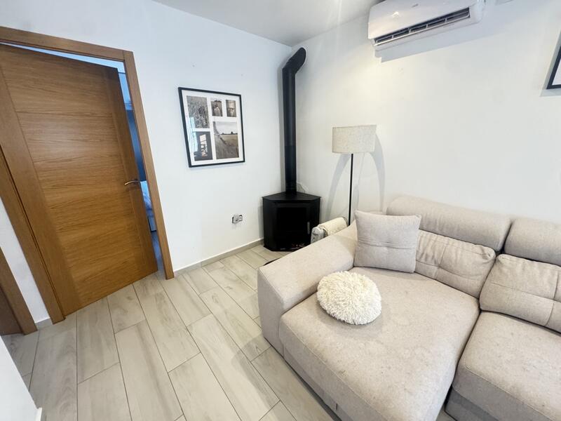 2 Cuarto Villa en venta