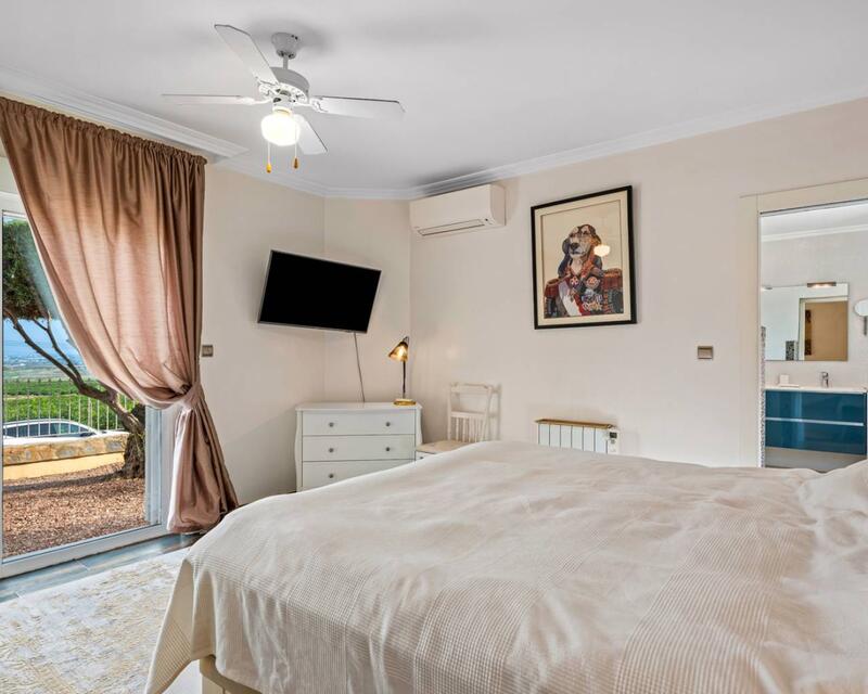 5 slaapkamer Villa Te koop 5 slaapkamer Villa Te koop