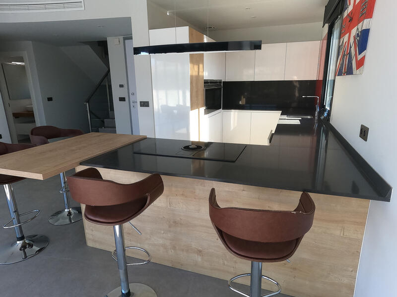 4 soveværelse Villa til salg 4 soveværelse Villa til salg
