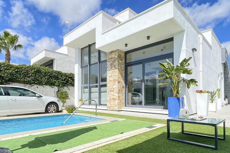 Villa till salu i Ciudad Quesada, Alicante