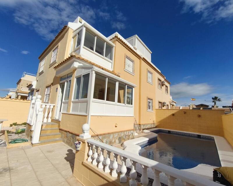 Villa Te koop in Ciudad Quesada, Alicante