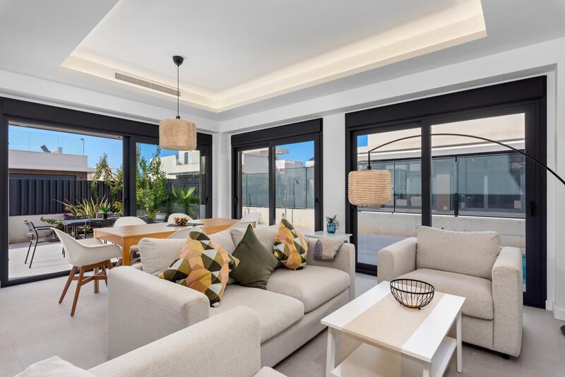 3 slaapkamer Villa Te koop 3 slaapkamer Villa Te koop