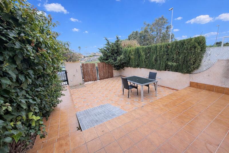 2 soverom Rekkehus til salgs i Cabo Roig, Alicante