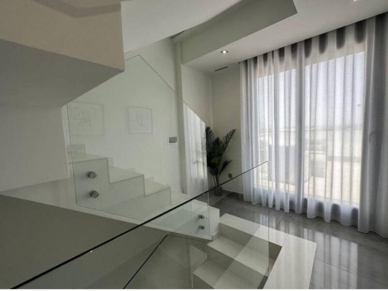 3 Schlafzimmer Villa zu verkaufen