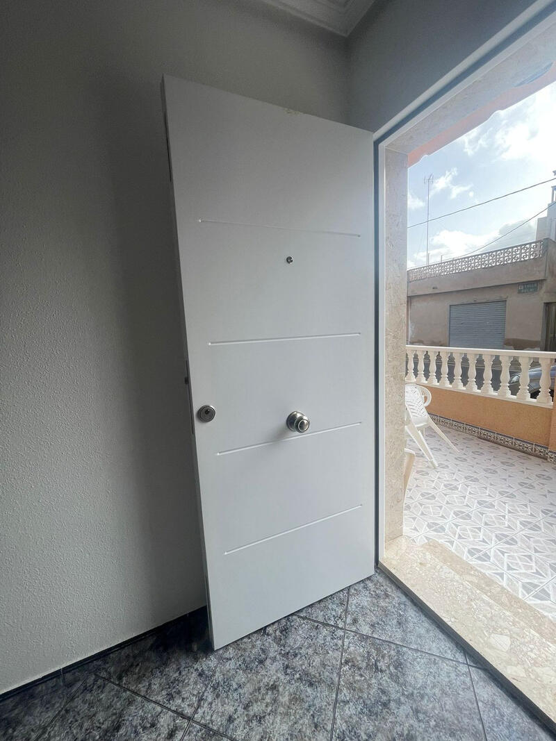 4 slaapkamer Gezinswoning Te koop in San Pedro del Pinatar, Murcia