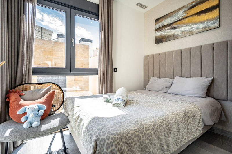 3 Schlafzimmer Villa zu verkaufen 3 Schlafzimmer Villa zu verkaufen