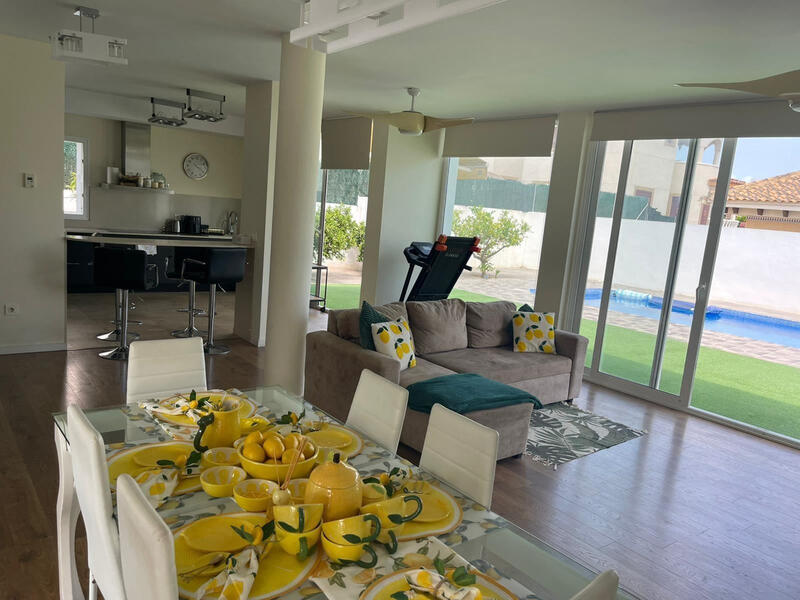 5 soveværelse Villa til salg