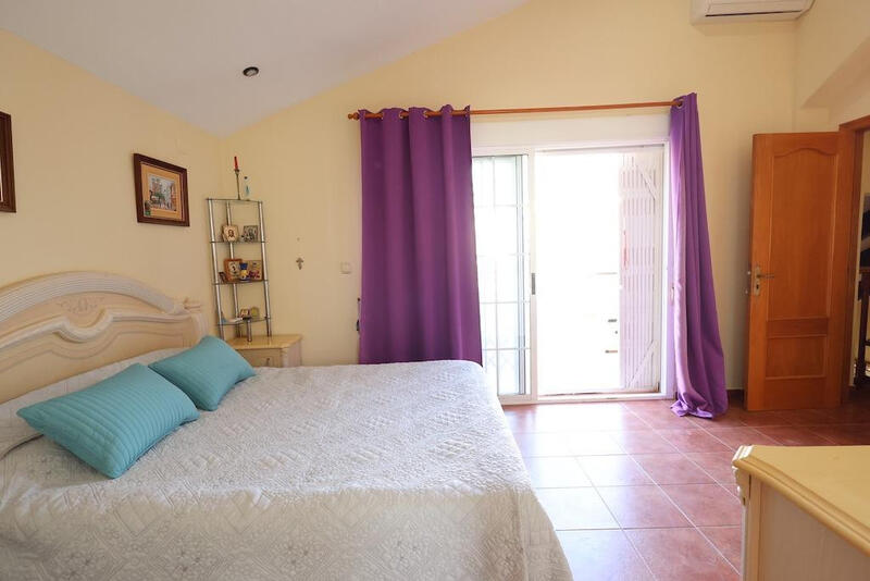 4 slaapkamer Villa Te koop 4 slaapkamer Villa Te koop