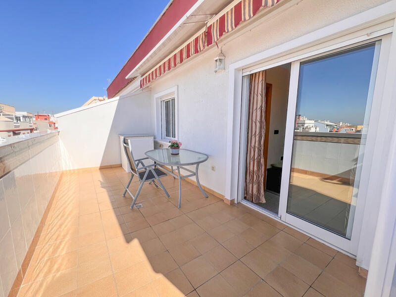 Apartamento en venta en Torrevieja, Alicante