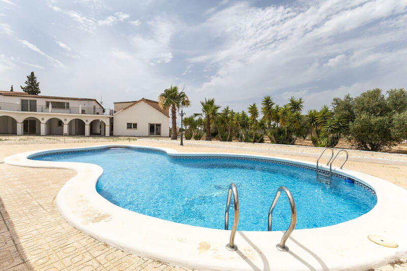 12 bedroom Country House for sale 12 bedroom Country House for sale