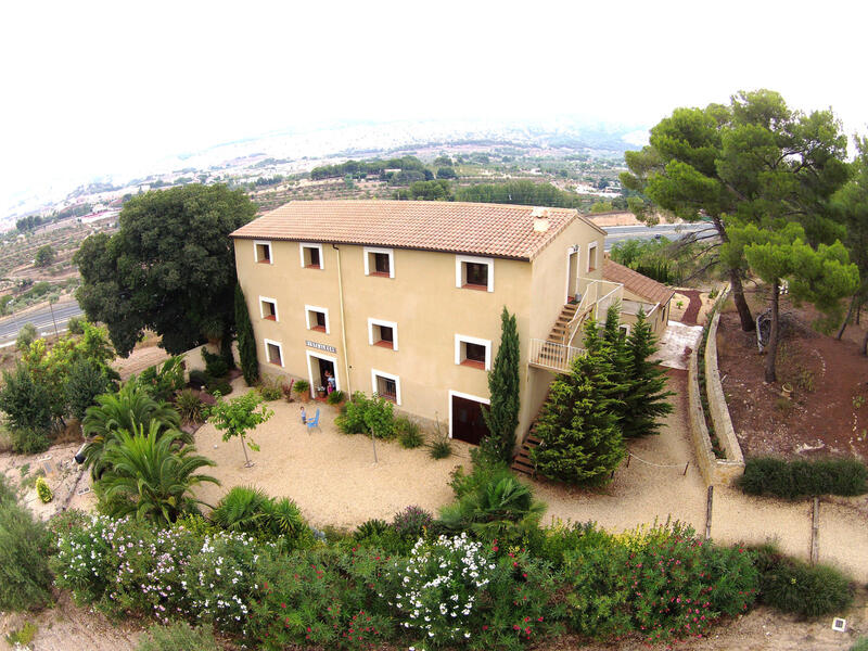 15 Cuarto Villa en venta en Ibi, Alicante