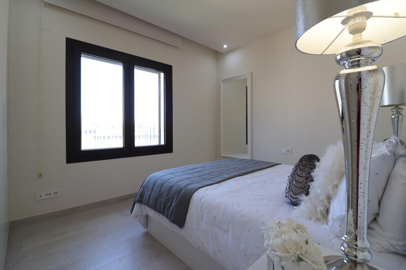 3 Schlafzimmer Villa zu verkaufen 3 Schlafzimmer Villa zu verkaufen