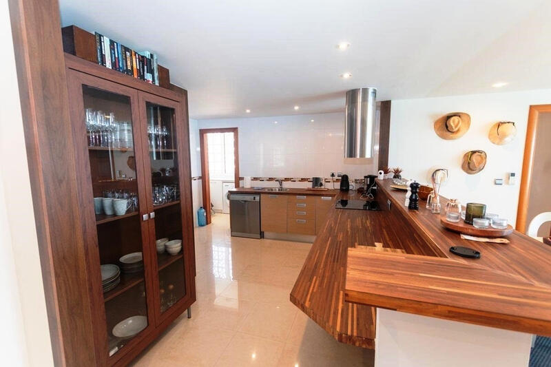3 slaapkamer Appartement Te koop 3 slaapkamer Appartement Te koop