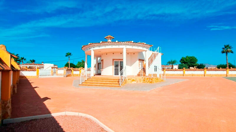 3 Cuarto Villa en venta
