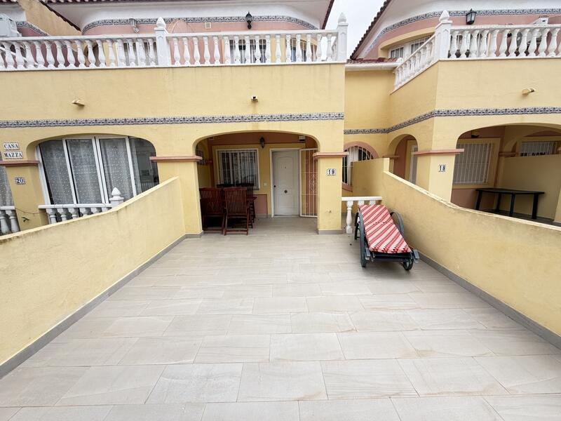 2 bedroom Townhouse for sale 2 bedroom Townhouse for sale