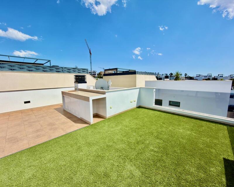 3 slaapkamer Villa Te koop 3 slaapkamer Villa Te koop