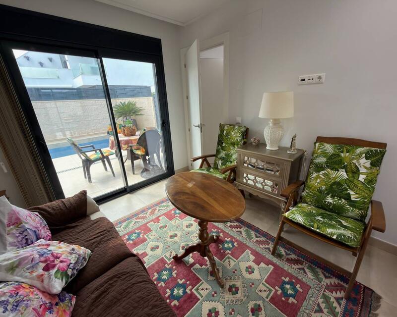 3 slaapkamer Villa Te koop 3 slaapkamer Villa Te koop