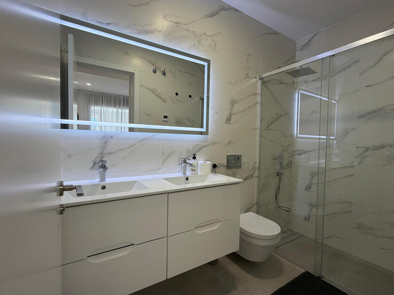 2 bedroom Apartment for sale 2 bedroom Apartment for sale