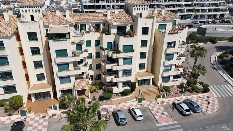 Lejlighed til salg i Campoamor, Alicante