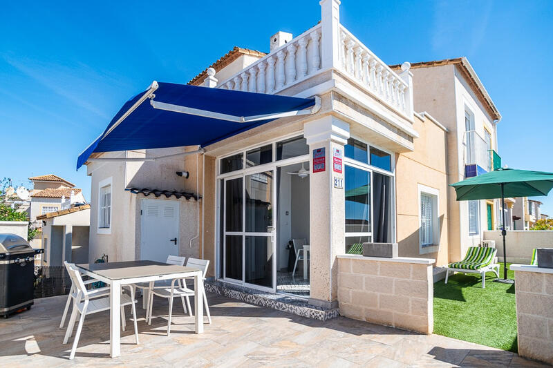 Radhus till salu i Algorfa, Alicante