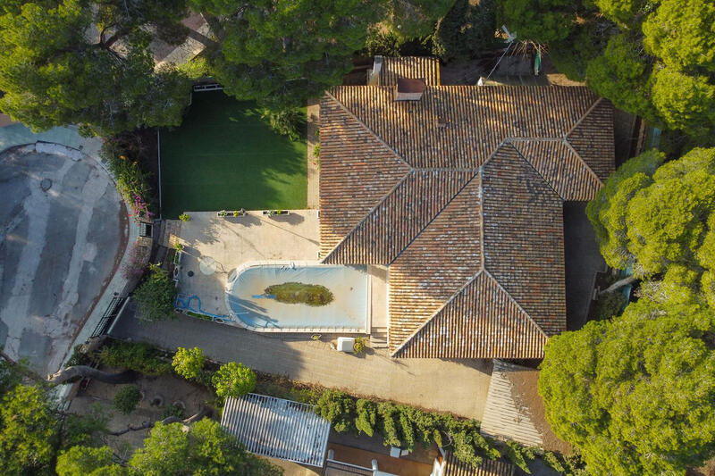 Villa til salgs i Campoamor, Alicante