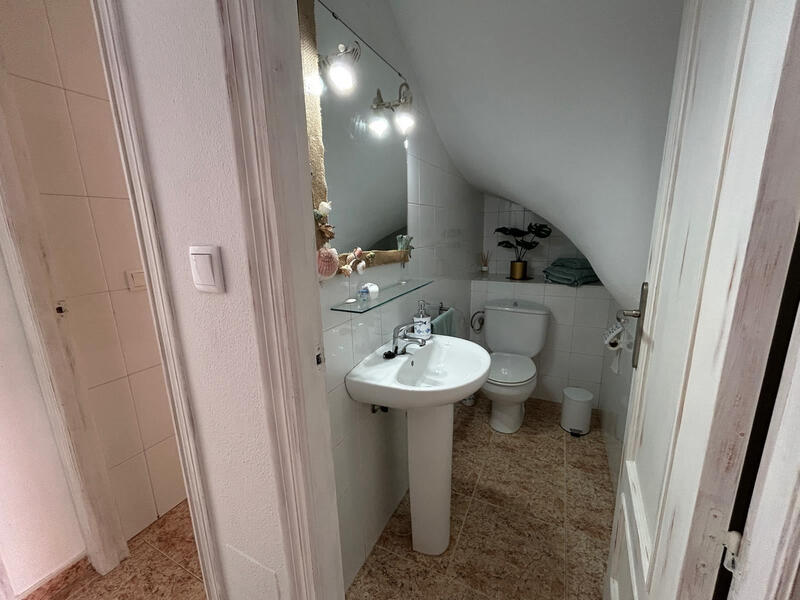 3 soveværelse Byhus til salg 3 soveværelse Byhus til salg