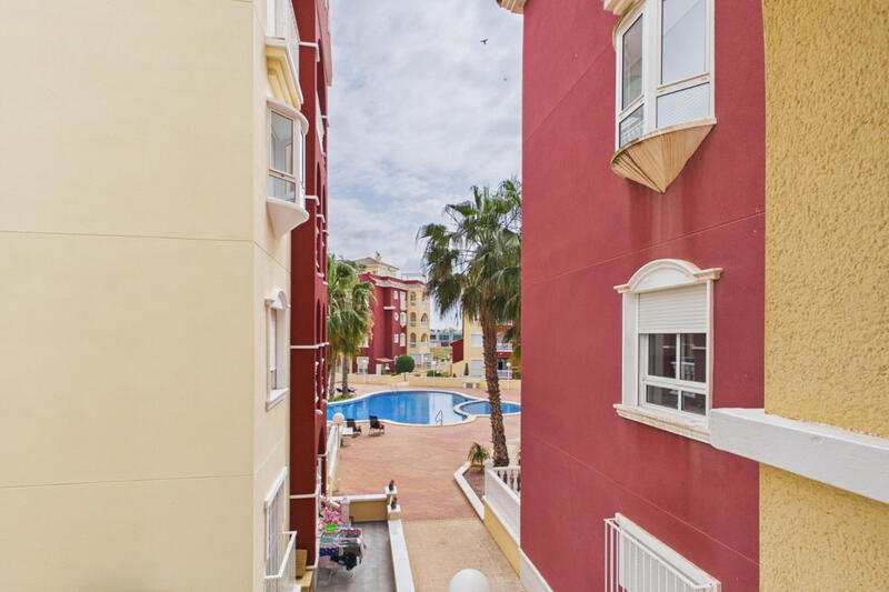 3 slaapkamer Appartement Te koop 3 slaapkamer Appartement Te koop
