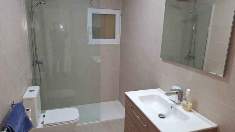 2 slaapkamer Villa Te koop 2 slaapkamer Villa Te koop