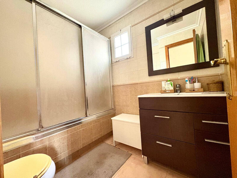 2 Cuarto Adosado en venta 2 Cuarto Adosado en venta