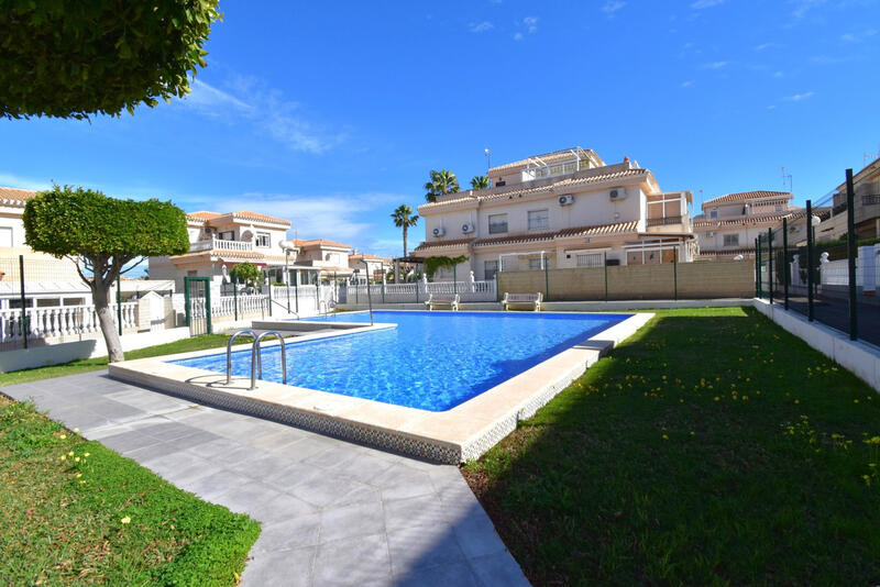 3 Cuarto Villa en venta 3 Cuarto Villa en venta