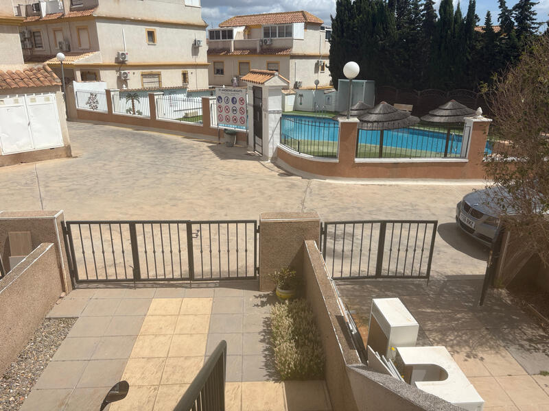 2 Schlafzimmer Stadthaus zu verkaufen in Algorfa, Alicante