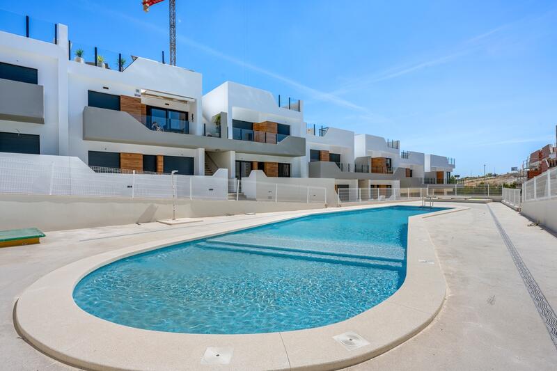 Appartement Te koop in San Miguel de Salinas, Alicante