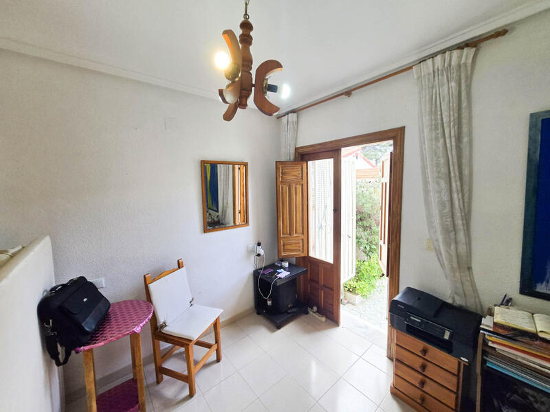 1 Cuarto Villa en venta 1 Cuarto Villa en venta