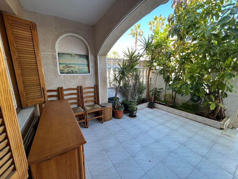 Townhouse for sale in Torrevieja, Alicante