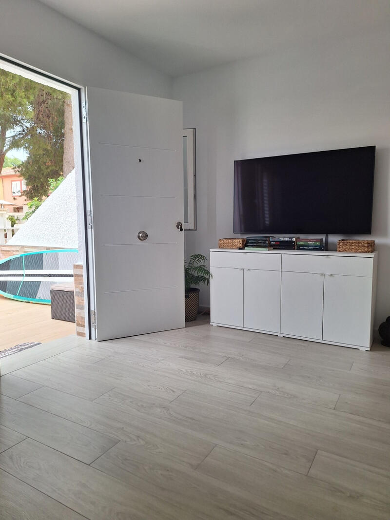 3 bedroom Townhouse for sale