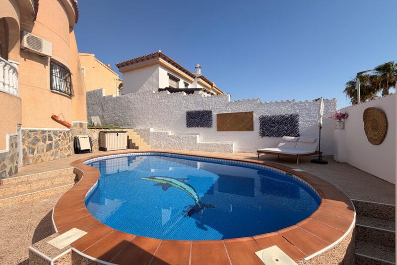 3 bedroom Villa for sale