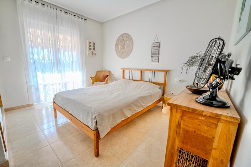 2 Schlafzimmer Stadthaus zu verkaufen 2 Schlafzimmer Stadthaus zu verkaufen